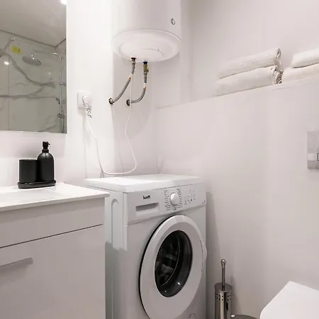 Akisol Vilamoura Iron Apartman Quarteira